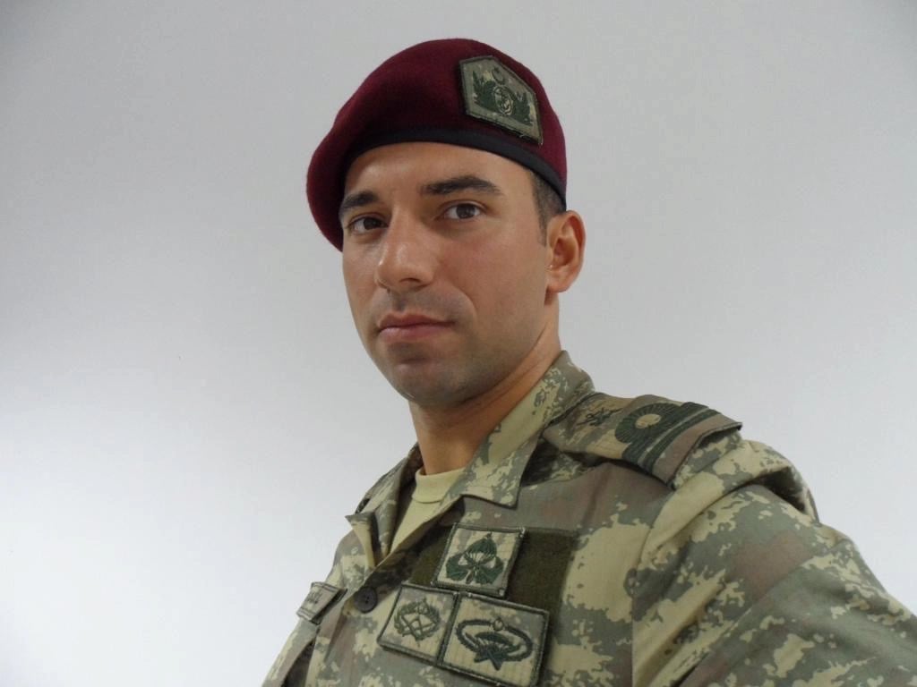 Burak Dalgül Bordo Bereliler